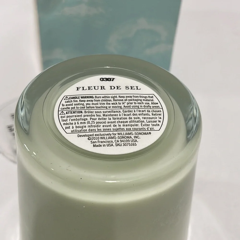 Williams Sonoma Essential Oils FLEUR DE SEL Candle